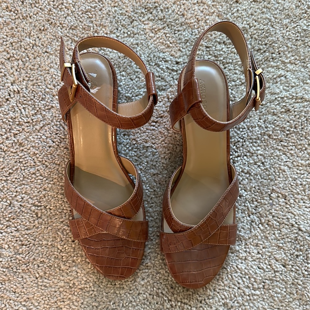 New  AEROSOLES women' wayma wedges sandals snake brown size 10 - Picture 4 of 5